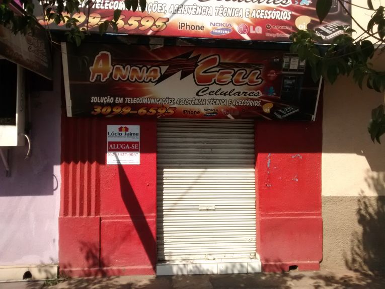 Cômodo comercial à venda St. Central