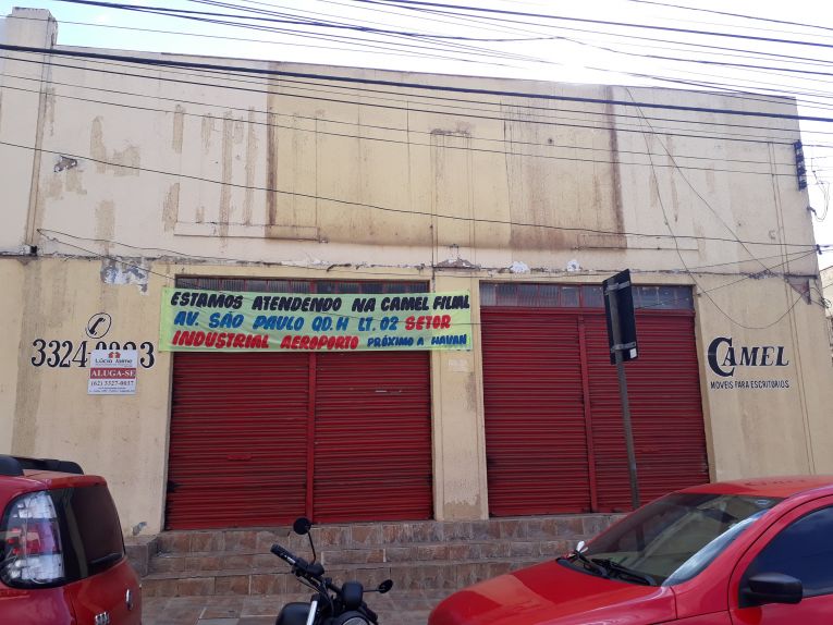 Cômodo comercial para comprar Centro