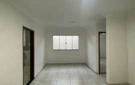 Apartamento Para Comprar no Centro