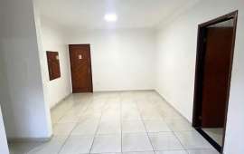 Apartamento Para Comprar no Centro