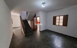 Sobrado Para alugar no St. Central
