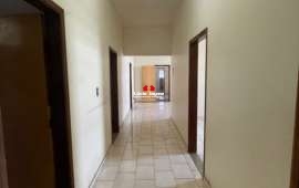 Casa Para alugar no St. Central