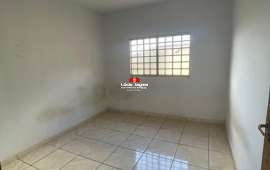 Casa Para alugar no Jardim Goiano