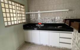 Casa Para alugar no Jardim Goiano
