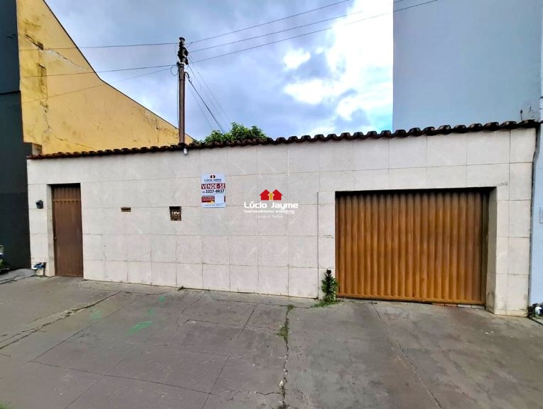 Casa para à venda St. Central