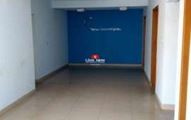 Foto Casa com ponto comercial à Venda no Centro