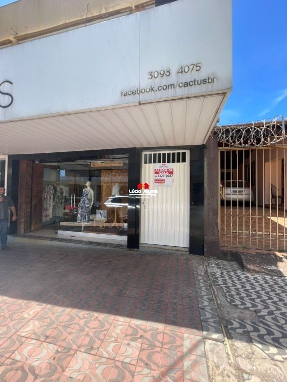 Cômodo comercial à venda centro