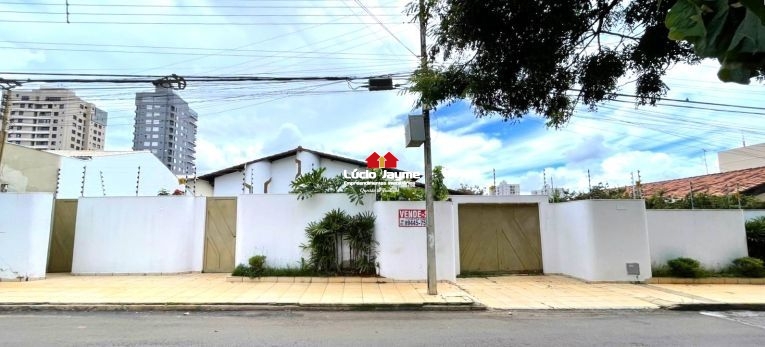Casa à venda Jundiaí