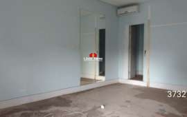 Foto Cômodo comercial Para alugar no St. Central