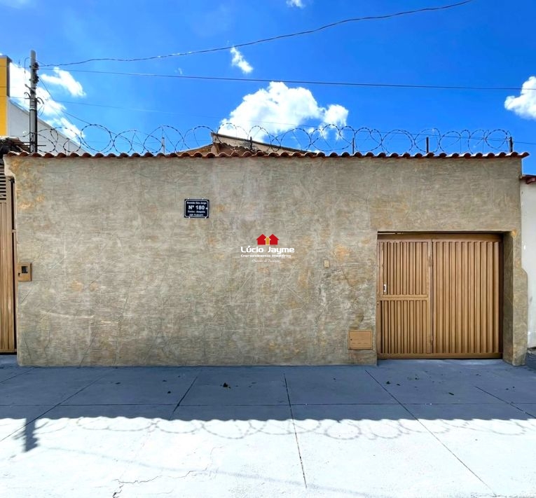 Casa à venda St. Central