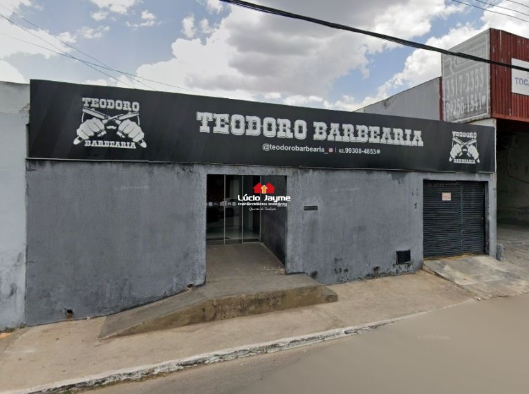 Casa com ponto comercial à venda Jundiaí