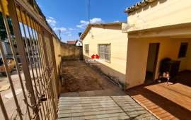 Foto Casa à Venda no Parque das Primaveras